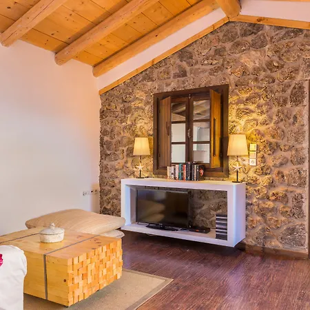 Bournella Villa Ípszosz